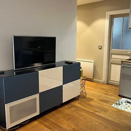 F2 Cosy A Paris דירה *